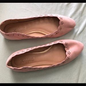 Pink flats